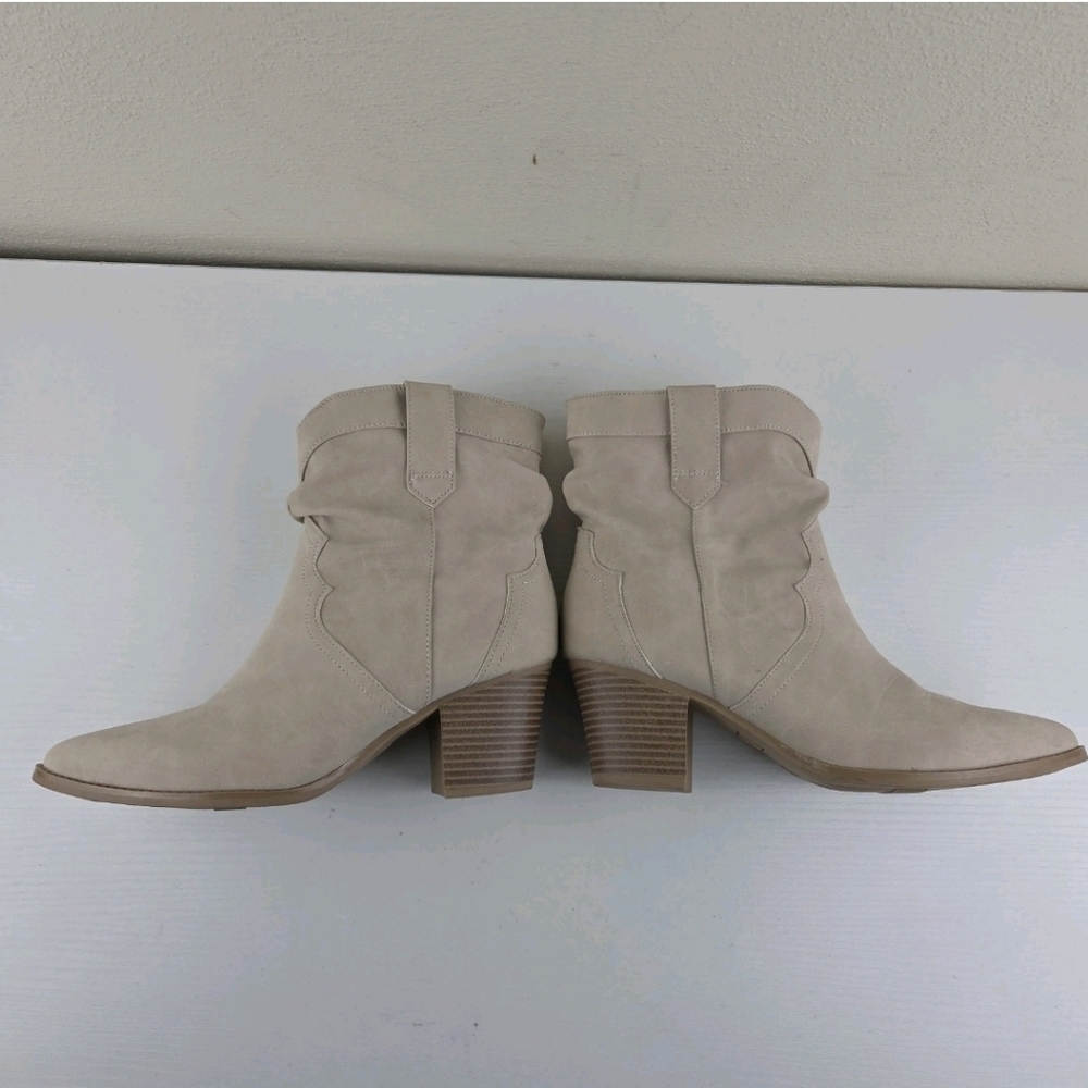 Time And Tru Western Slouch Boots Women Sz 9 Beige/Tan Slip On Booties Cowgirl - Picture 8 of 10